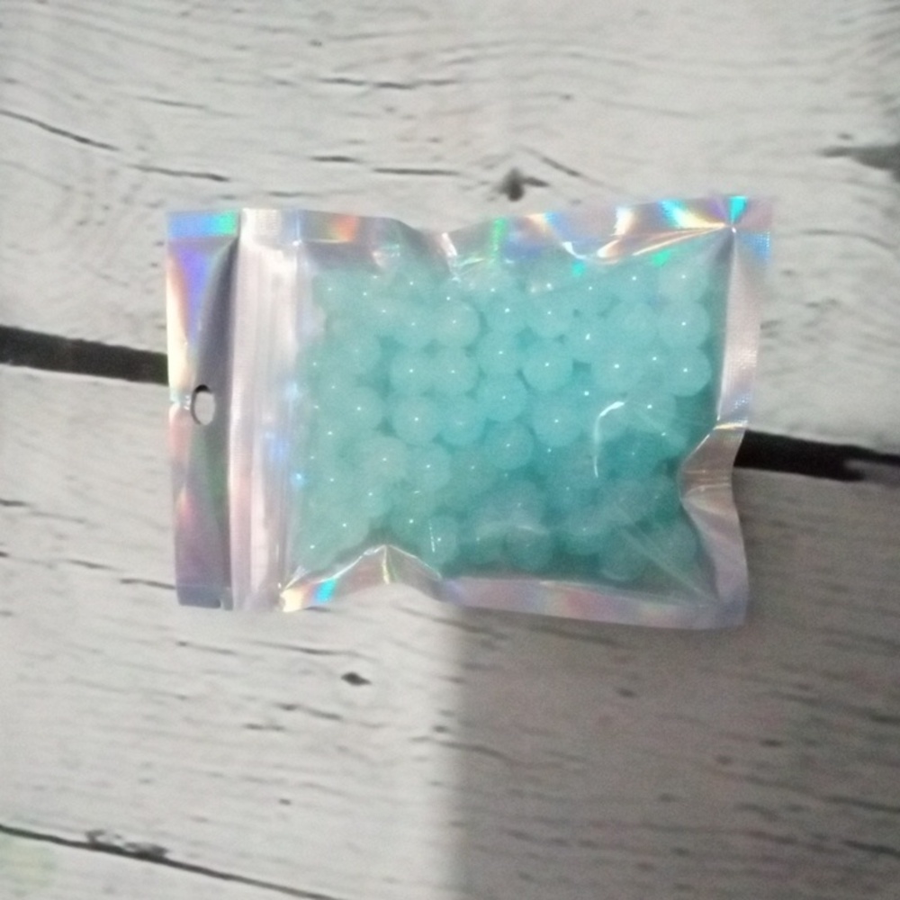 100 beads or more